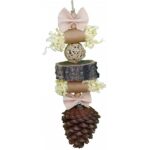 natural-shredding-pinecone